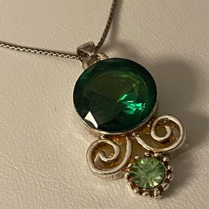 Vintage 1980’s Sterling  (stamped & signed) Green Zircon & Peridot Necklace